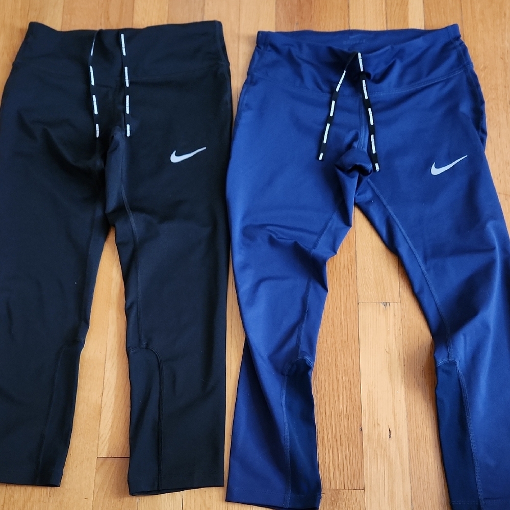 Nike Womens XS Black and Blue Athletic Bottoms